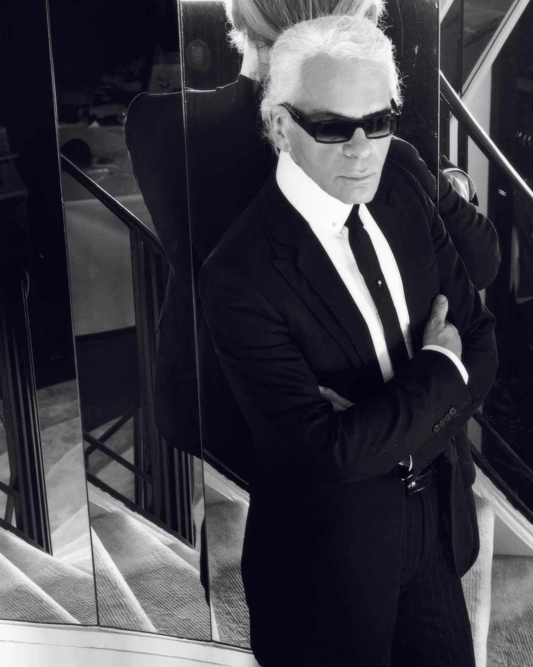 Karl Lagerfeld Had a Famous Work Uniform. Here's How to Make Your Own
