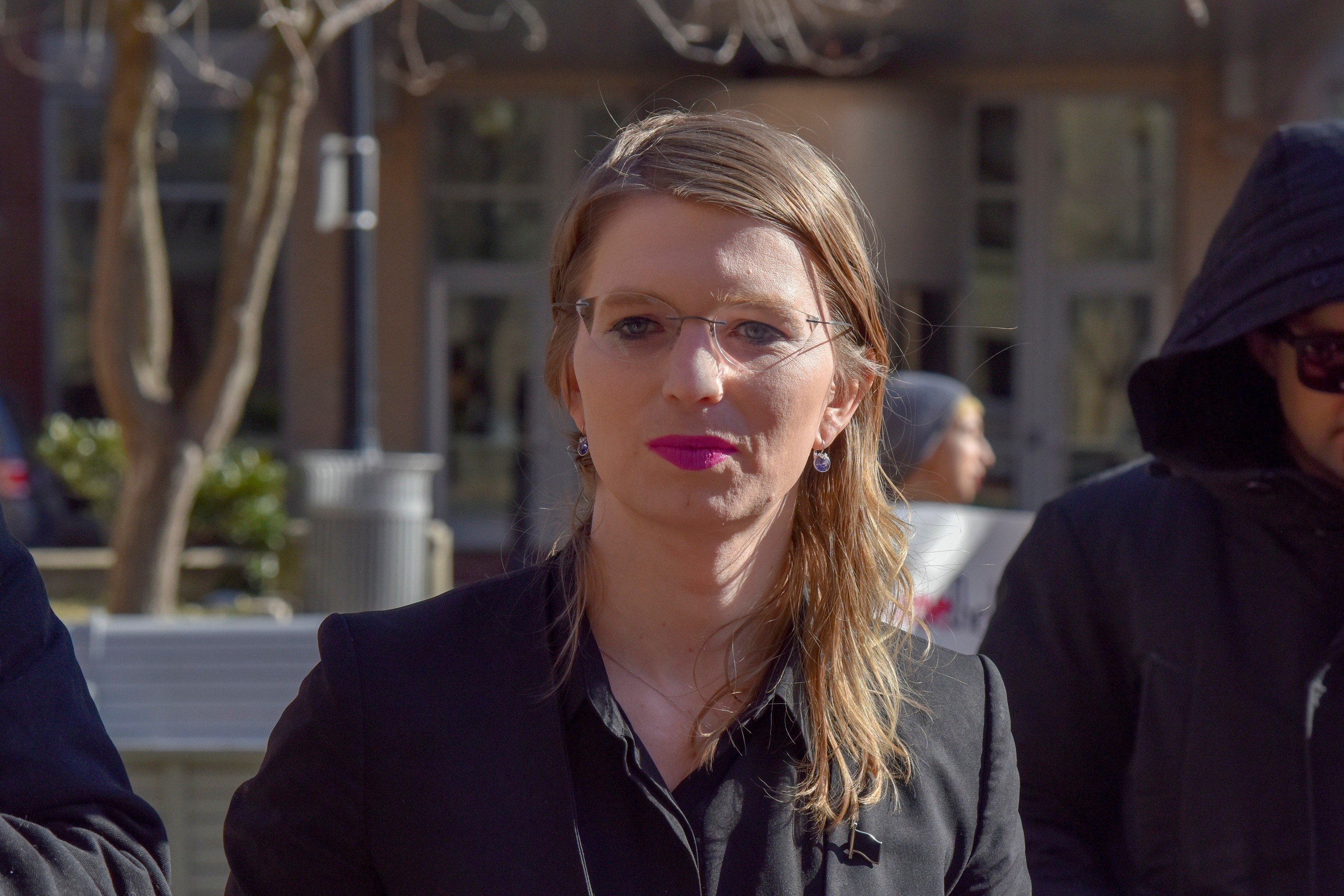 Chelsea Manning Jailed For Refusing To Testify About Wikileaks Vice News 7808