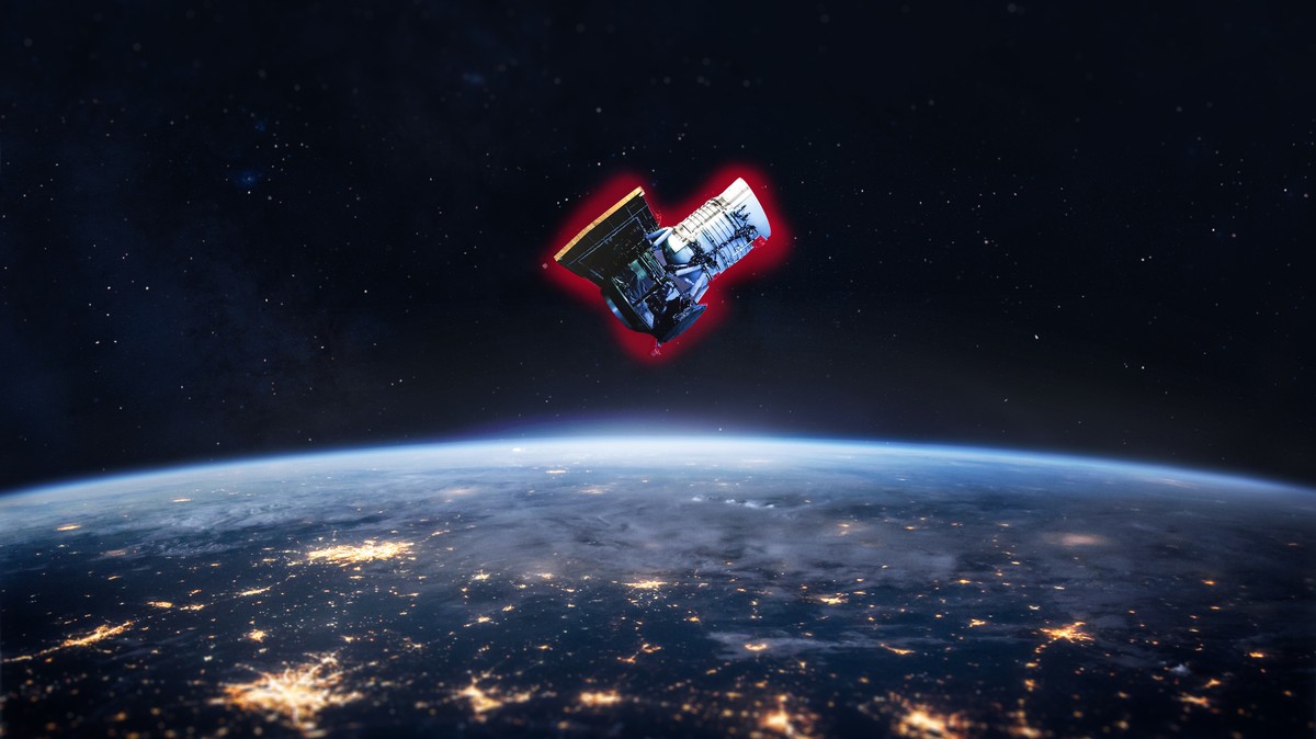 QnA VBage We Beamed the Communist Manifesto to Space Using Bitcoin