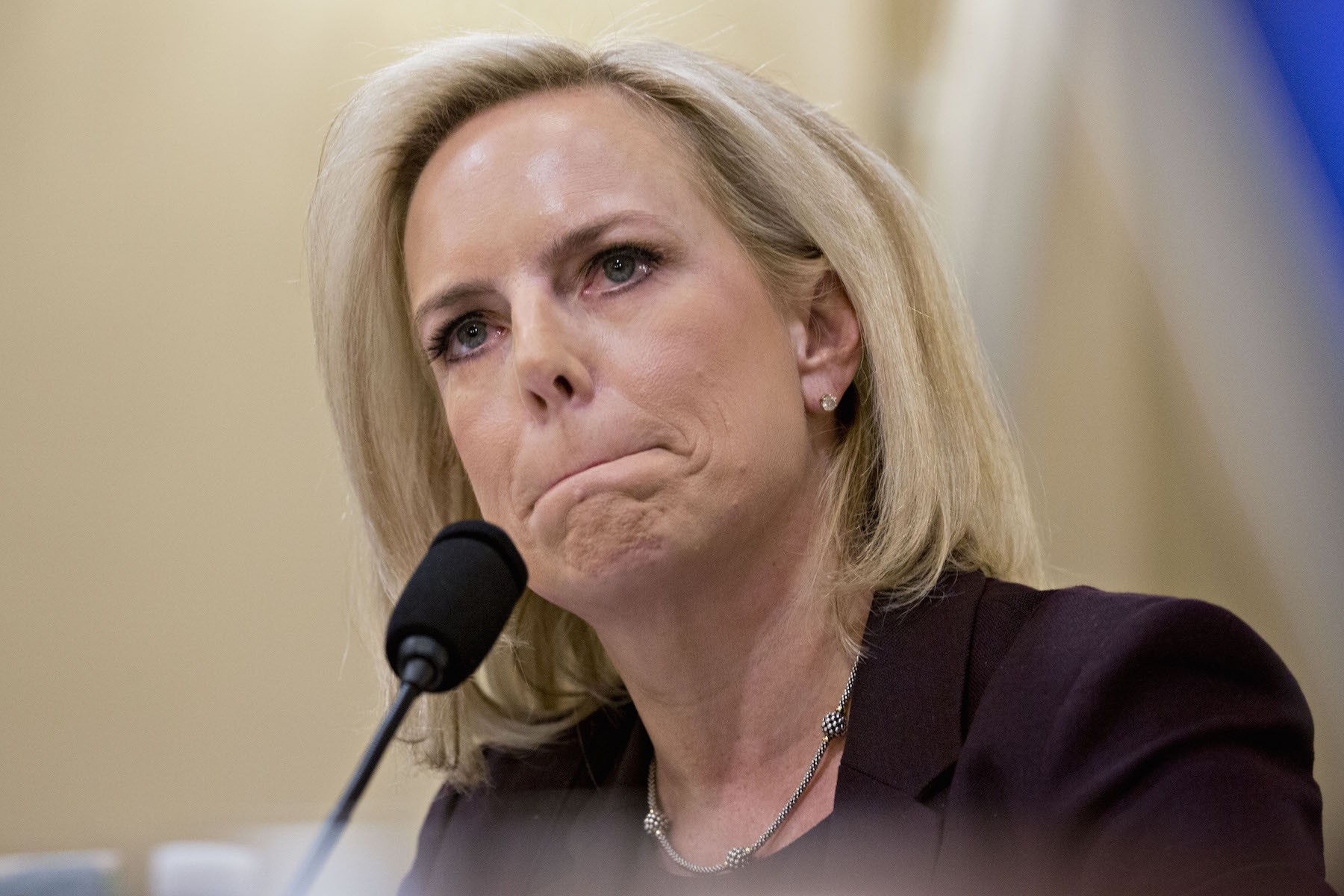 Homeland Security Chief Kirstjen Nielsen Is Out Vice News