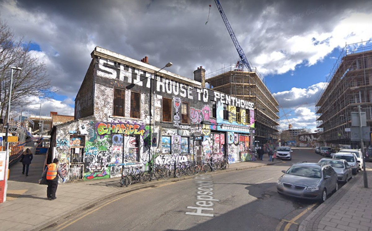 Stratford Road Street View On Google Street View, Gentrification, And London Street Art - Garage