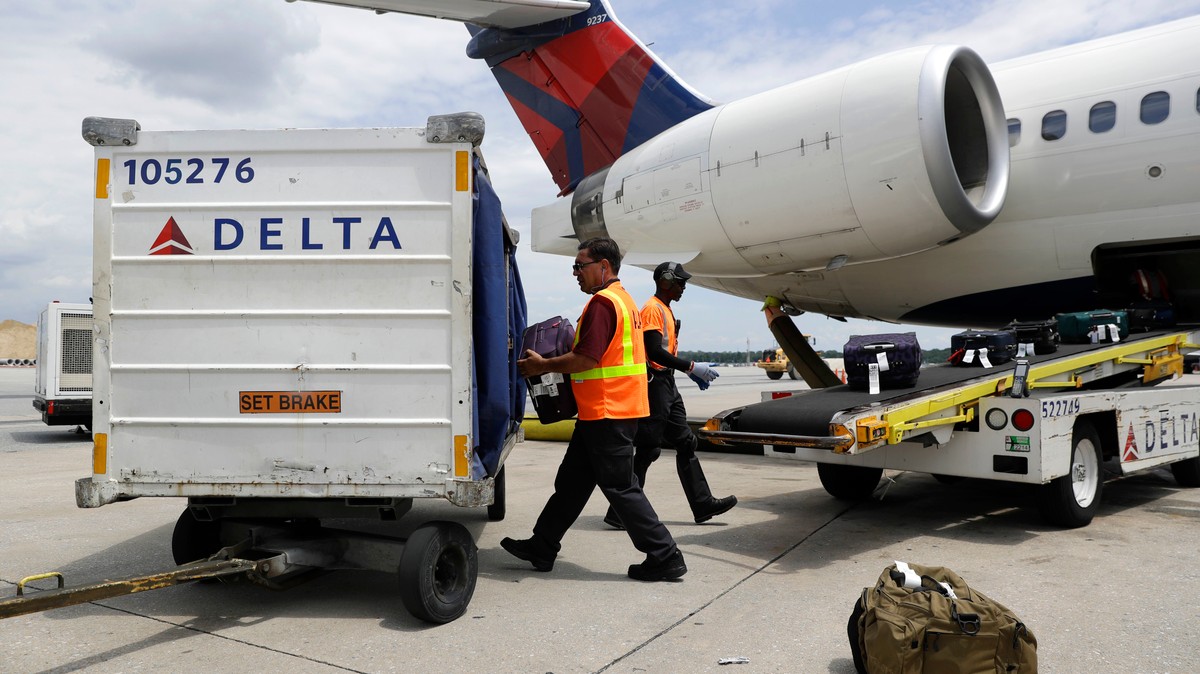 Delta to Employees: Who Needs a Union When You Can Have an Xbox?