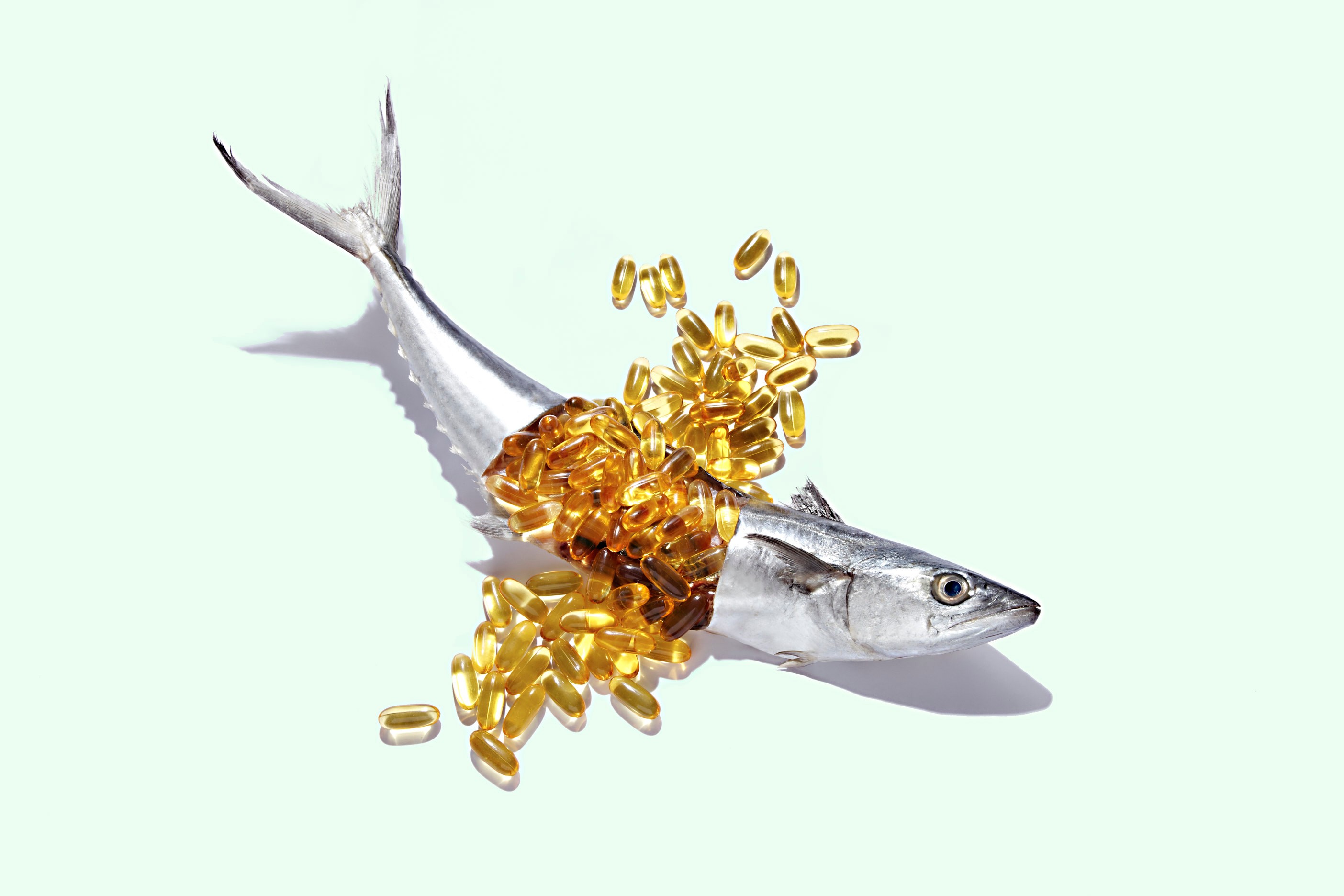 मछली के तेल और ओमेगा -3 की खुराक के लाभ