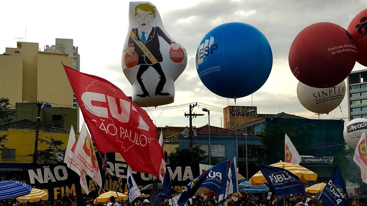 Segundo ato em defesa da educação fez barulho, de novo, no país