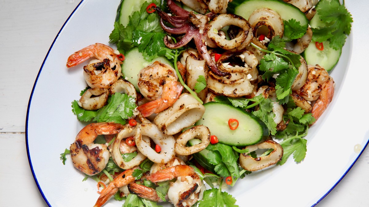 Grilled Squid and Shrimp with Fish Sauce Recipe - VICE