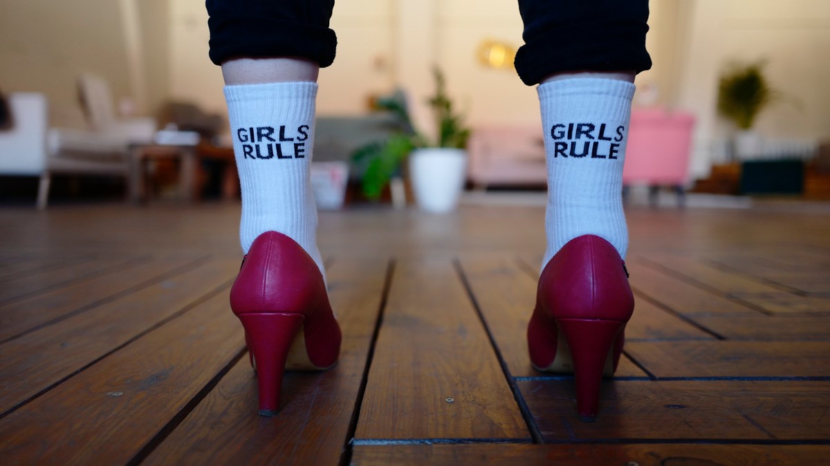 Women In Japan Are Taking A Stand Against High Heels In The Workplace Kutoo Movement