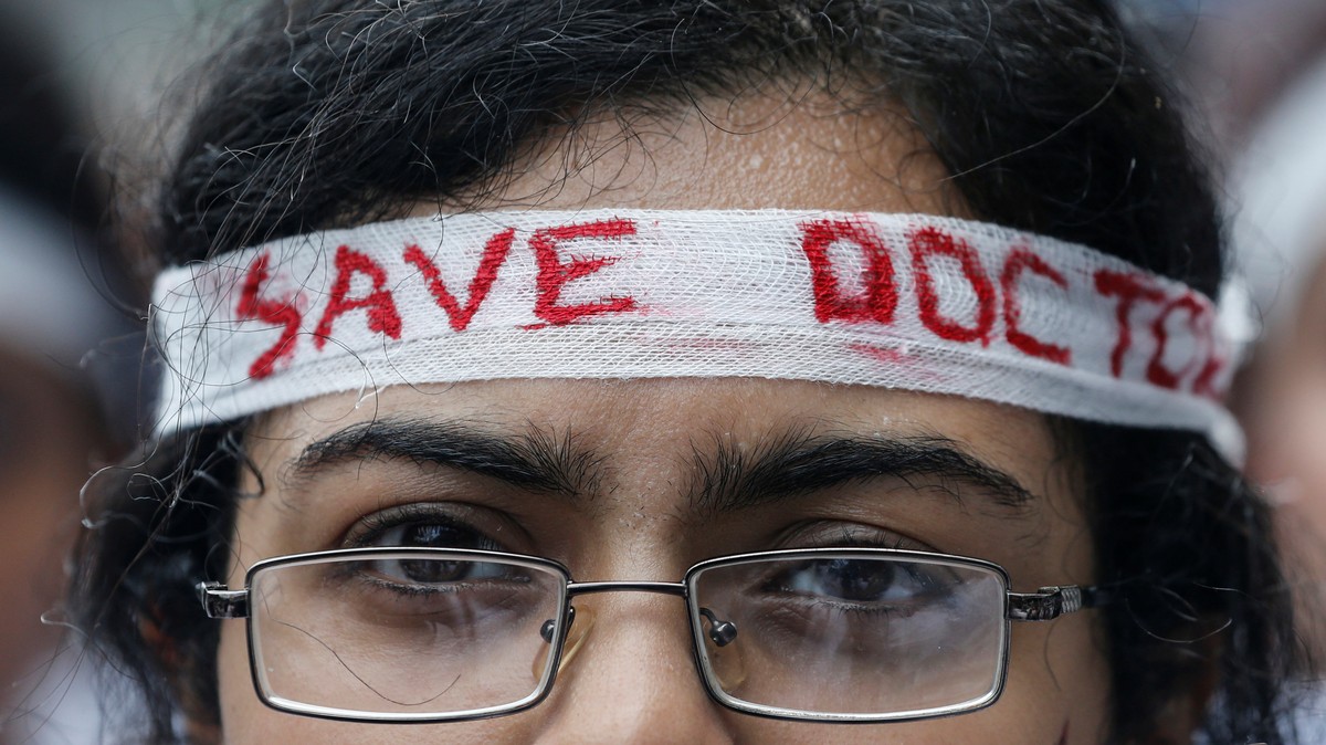 indian-doctors-tell-us-about-the-times-they-were-threatened-and-abused