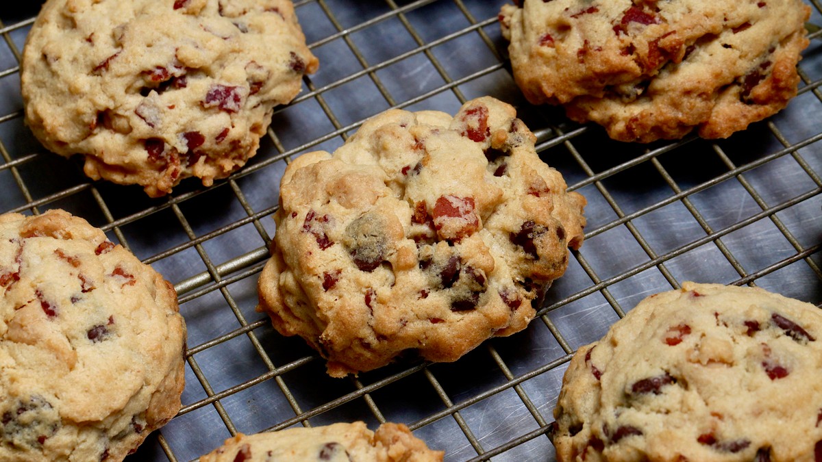 Peanut Butter And Bacon Chocolate Chip Cookies Recipe