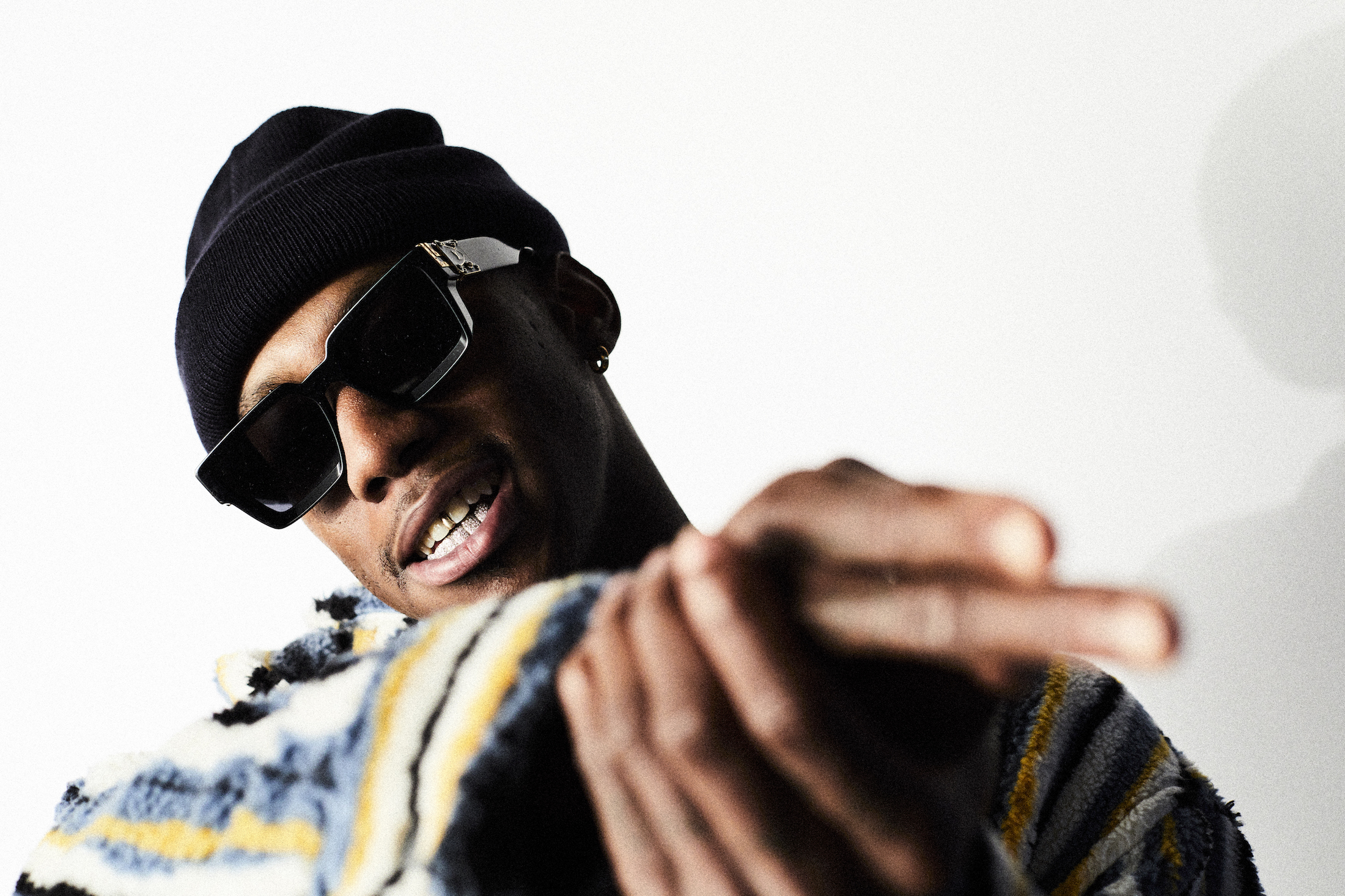 [https://video-images.vice.com/articles/5d1dc6037f460f00082a4206/lede/1562600329097-Octavian_0262.jpeg?crop/u003d1xw:0.8431xh