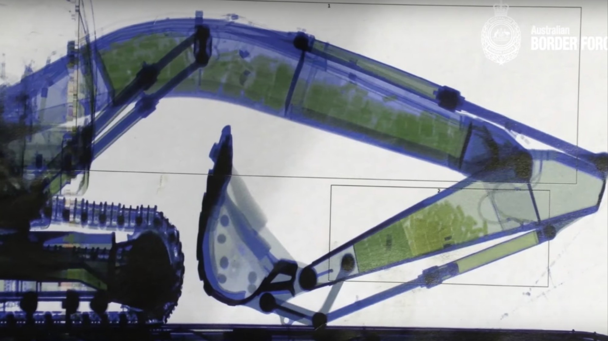 Resultado de imagem para Police seize 384 kilos of cocaine hidden in excavator