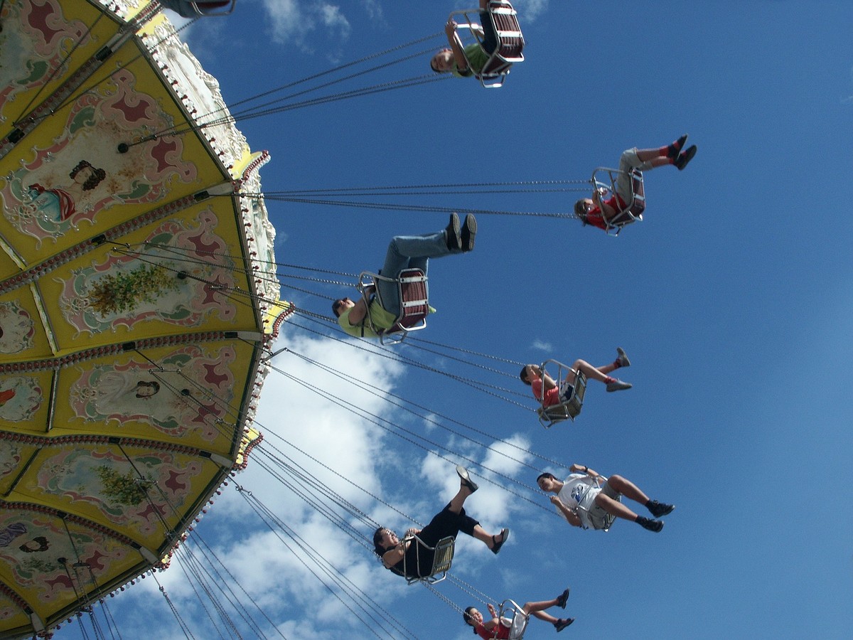 Freak Accident at an Ahmedabad Theme Park Kills Two Injures Over 20