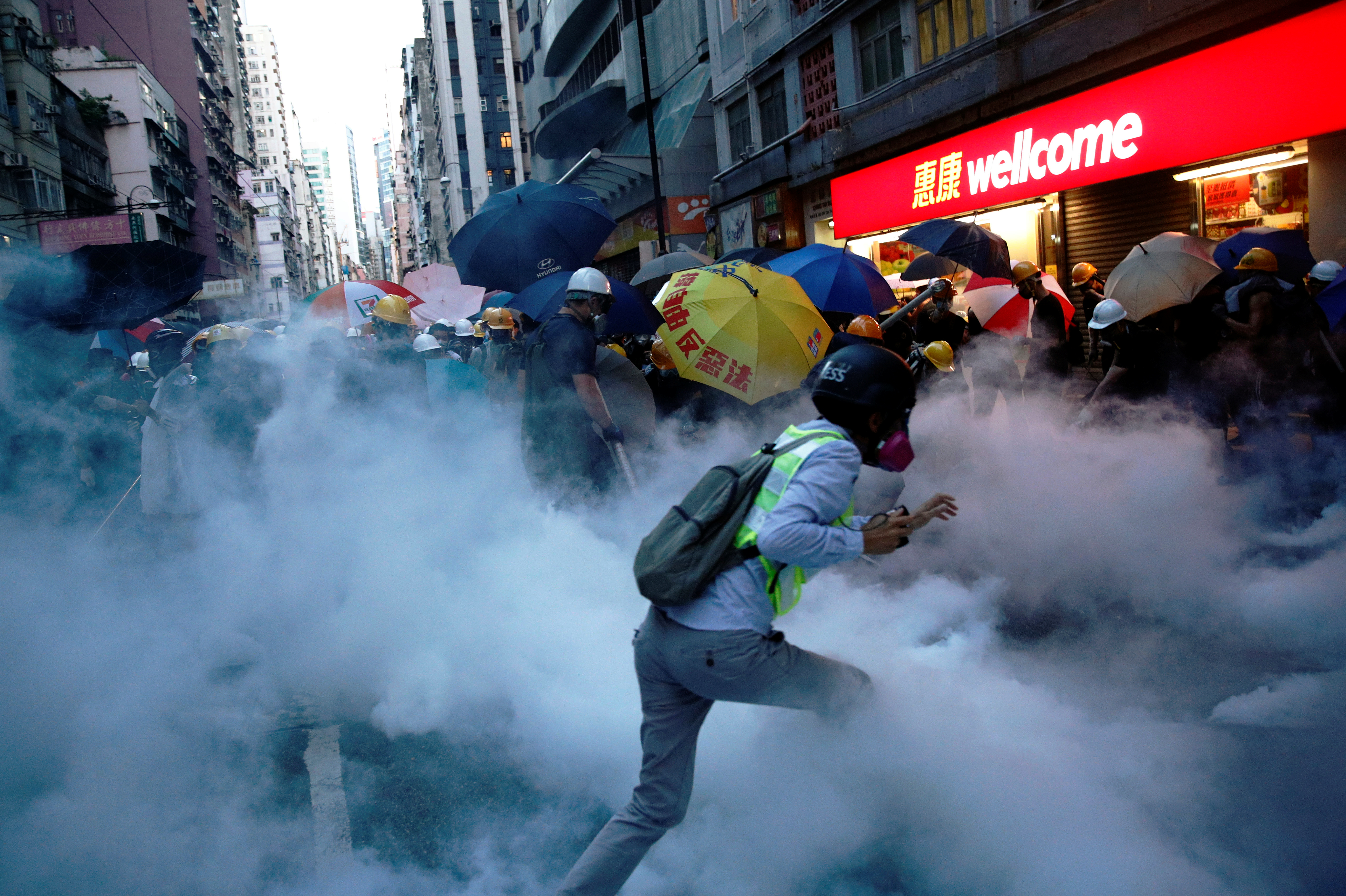 Flipboard: Hong Kong Protests Turn Violent As Police Deploy Tear Gas ...