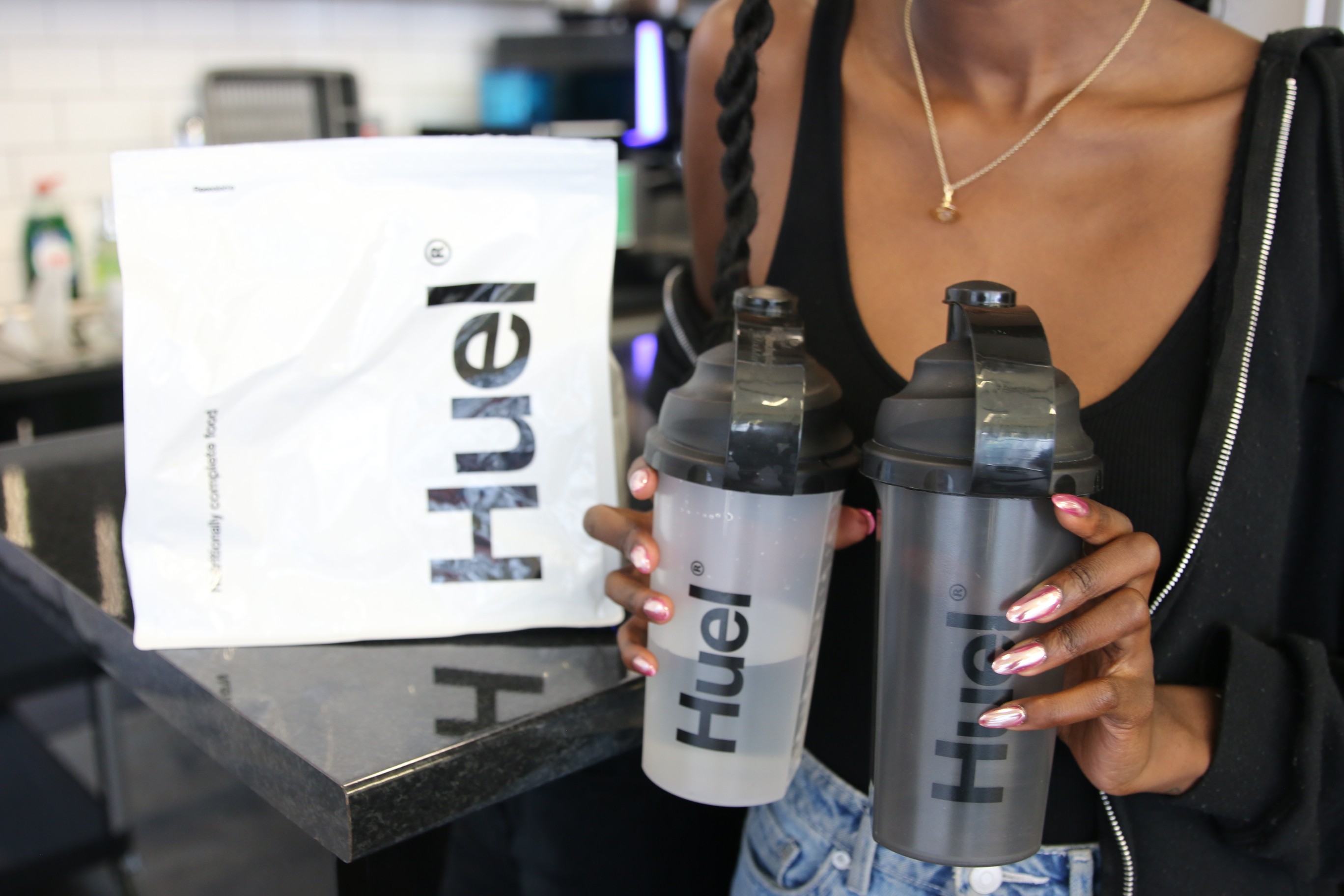 Shaker bottle - Frosted or clear? - Feedback - Huel