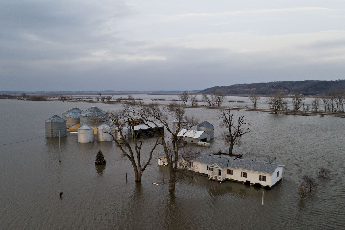 Floods Nearly Wiped This Iowa Town Off the Map. It May Never Come Back ...