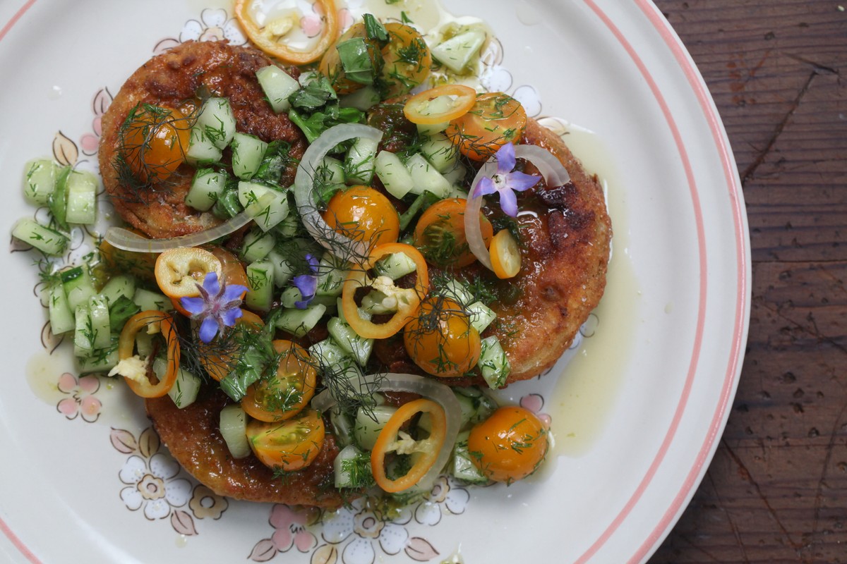 Vice These Easy Fried Green Tomatoes Will Keep Summer Going