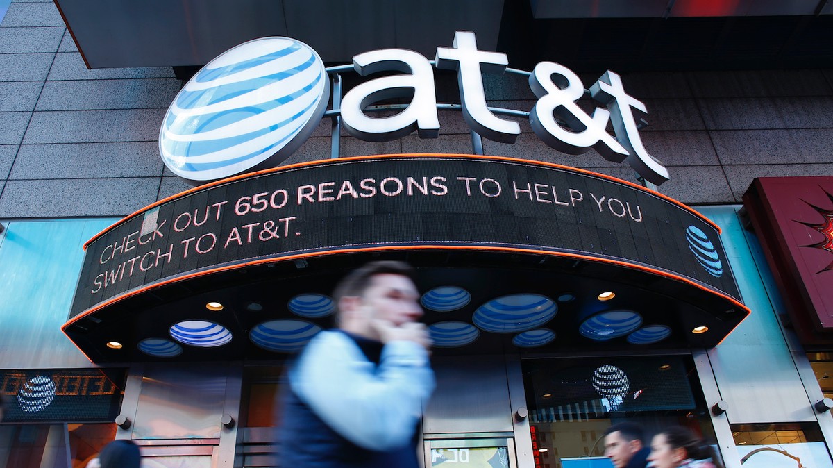 AT&T Says Customers Can’t Sue the Company for Selling Location Data to Bounty Hunters