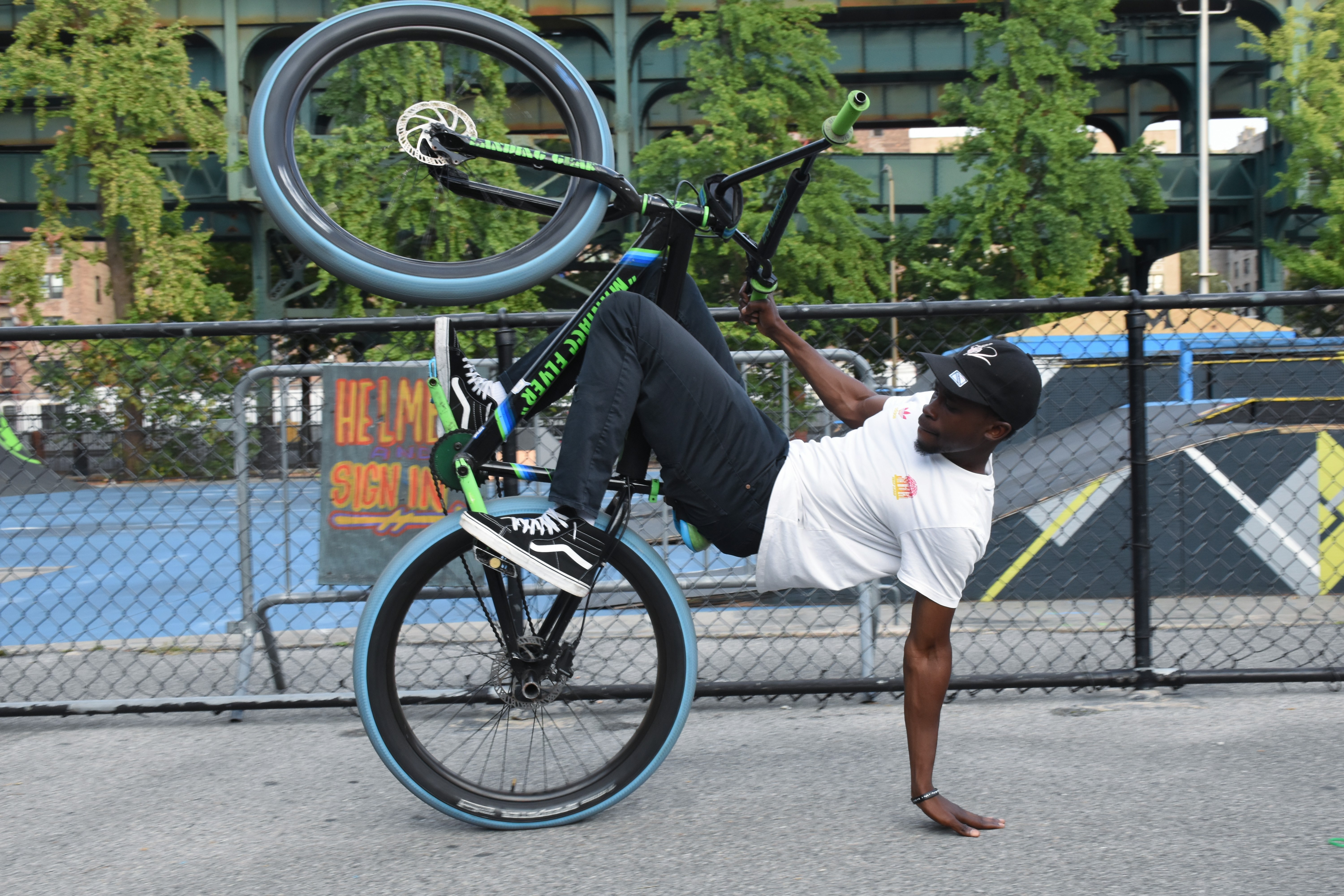 street trick bike