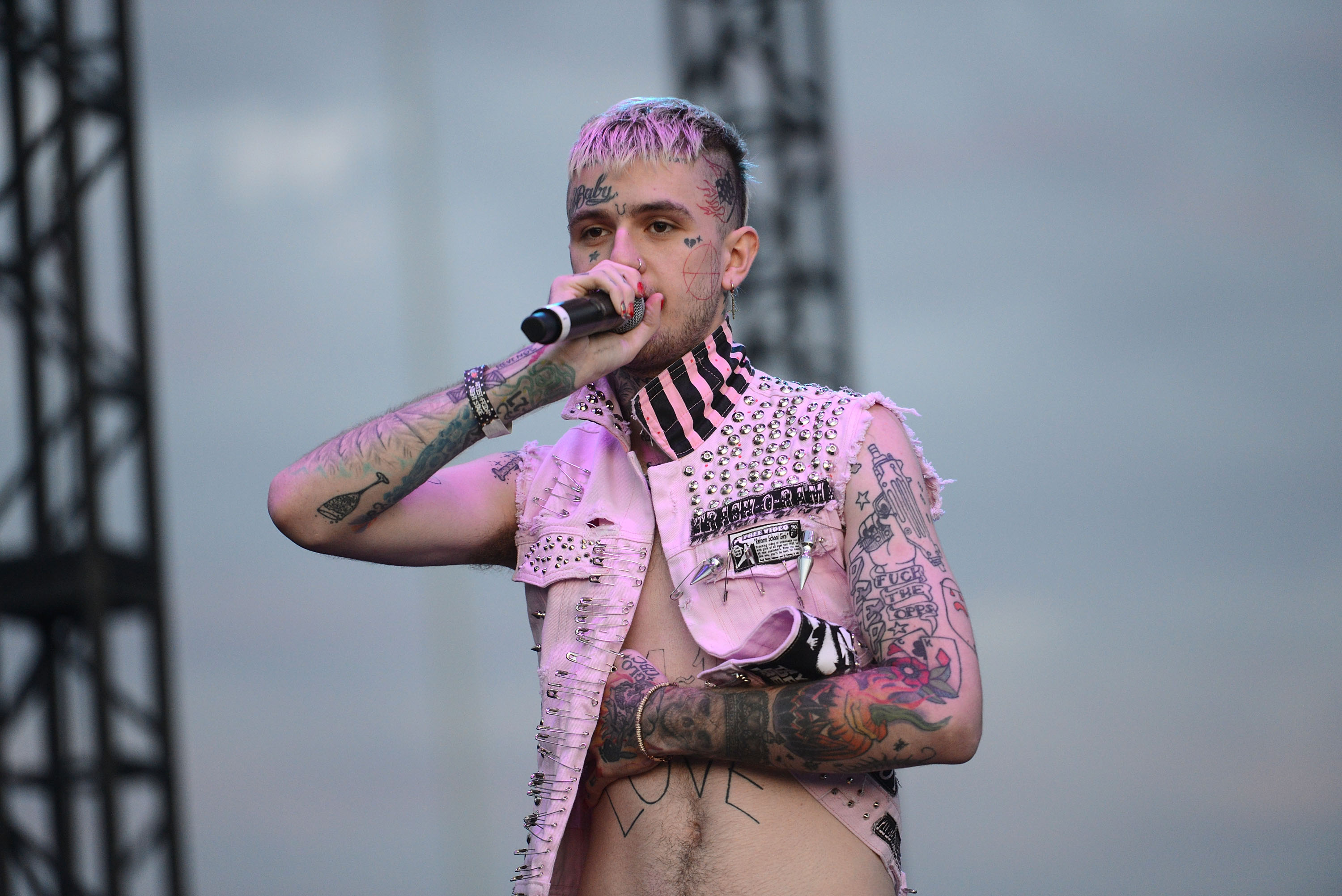 Lil peep reverb. Лил пип. lil peep 2017. lil peep фото. fdskbk gbg.