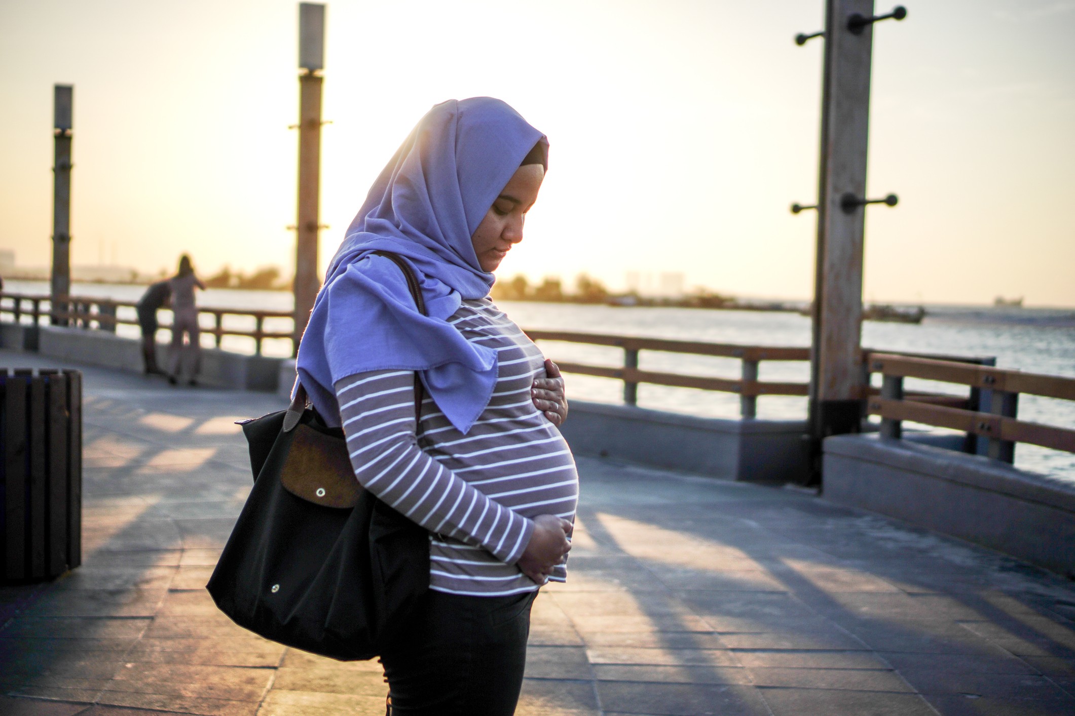 Muslim Farha Sex - Muslim Women Who Wear the Hijab Face Unique Discrimination During Pregnancy