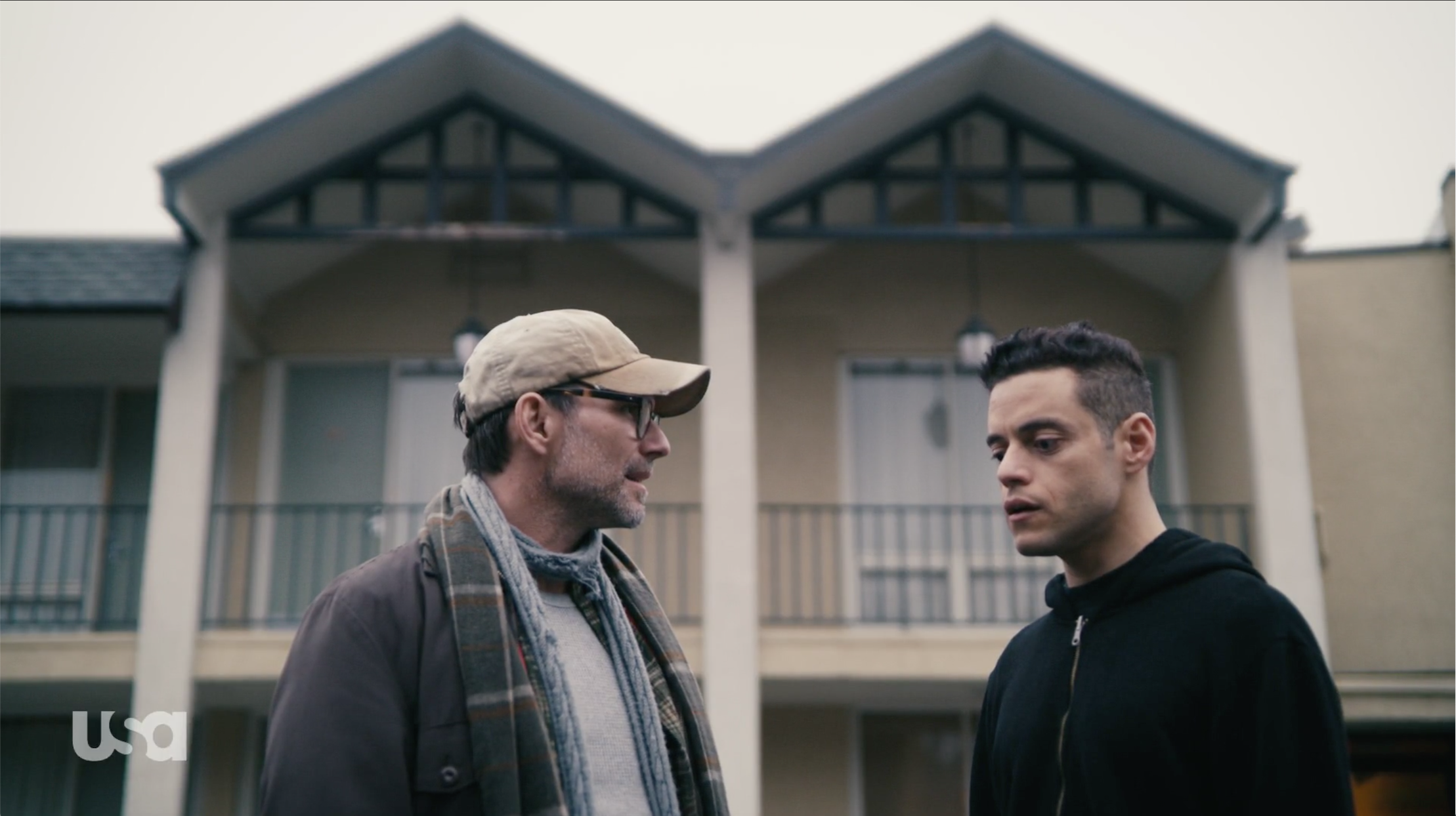 Elliot Plays eXit  Mr. Robot 