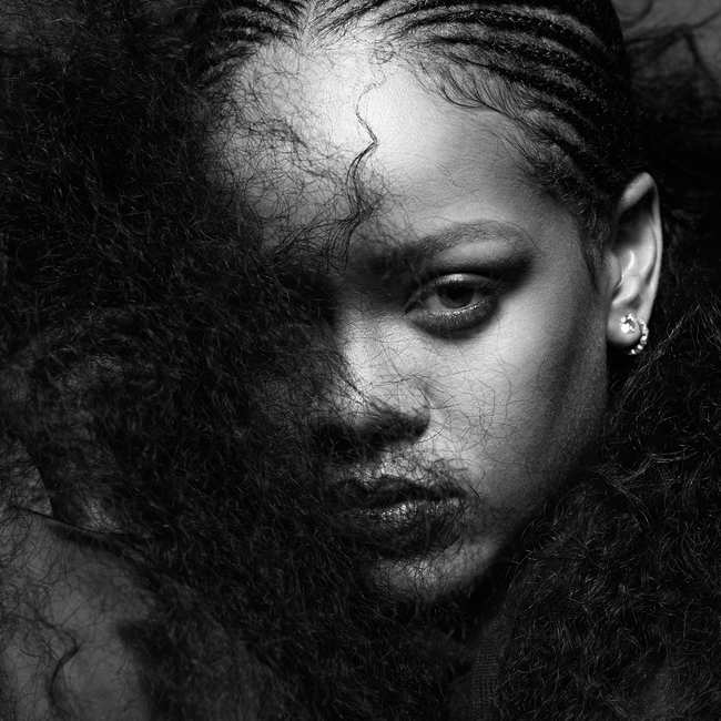 Wir Prasentieren Rihannazine I D