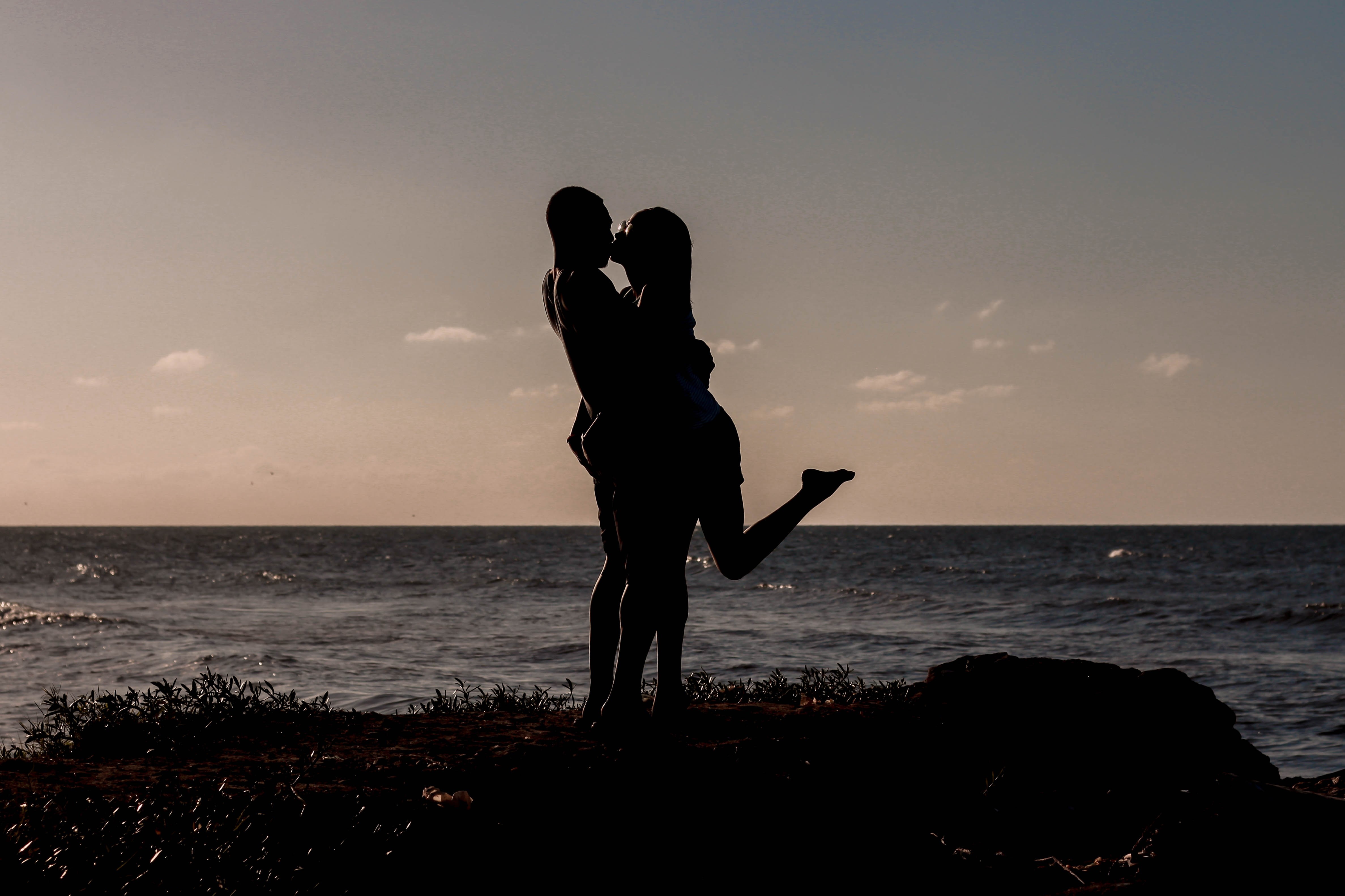 Couple Caught Having Sex on Philippine Beach Resumes Heated Sesh Inside  Police Truck