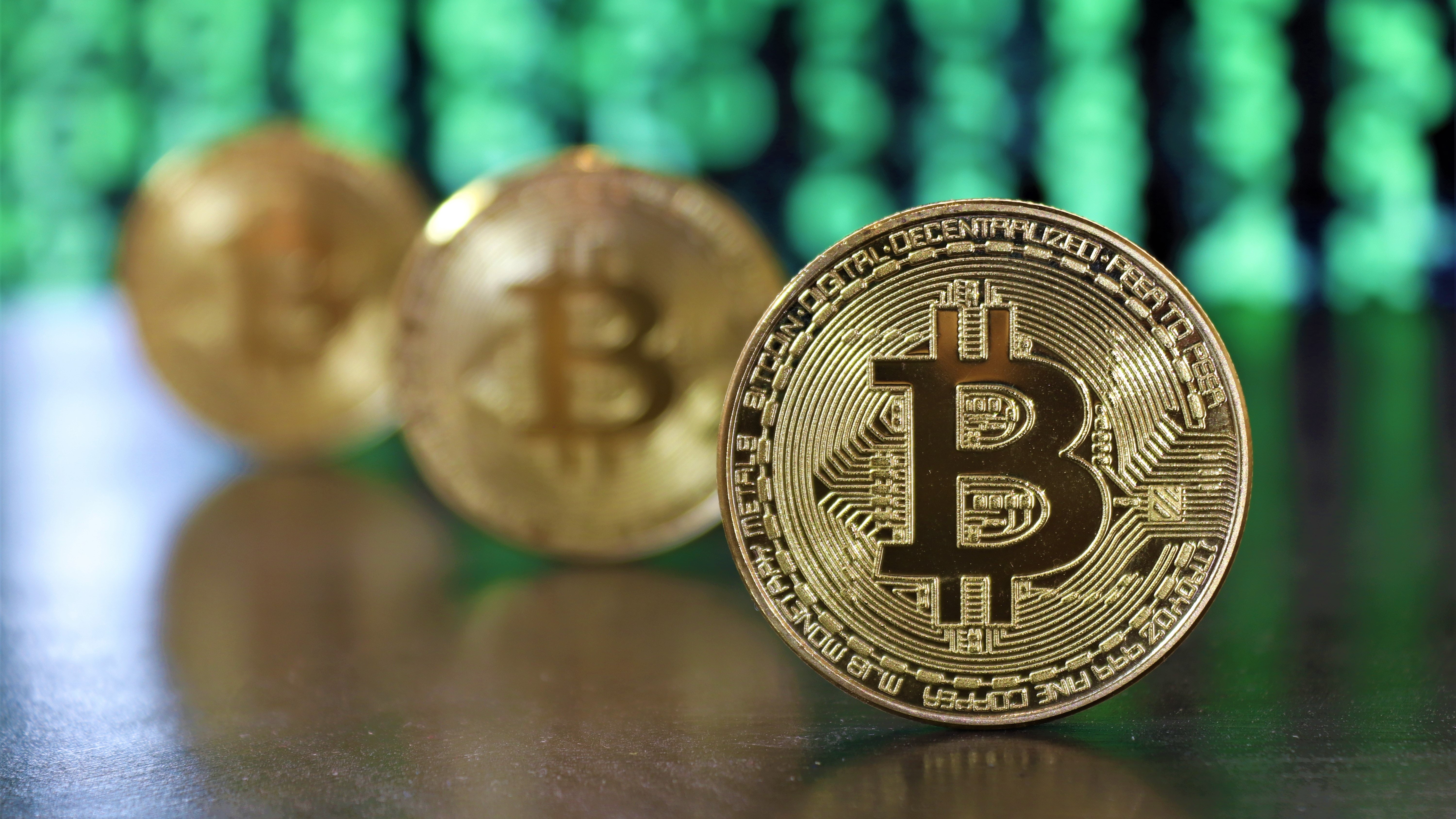 možete li uložiti 100 evra u bitcoin? kripto trgovanje milijunašima roi