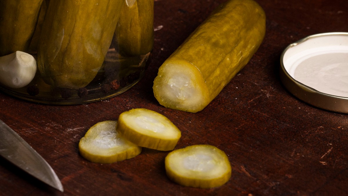 Homemade Dill Pickles Recipe
