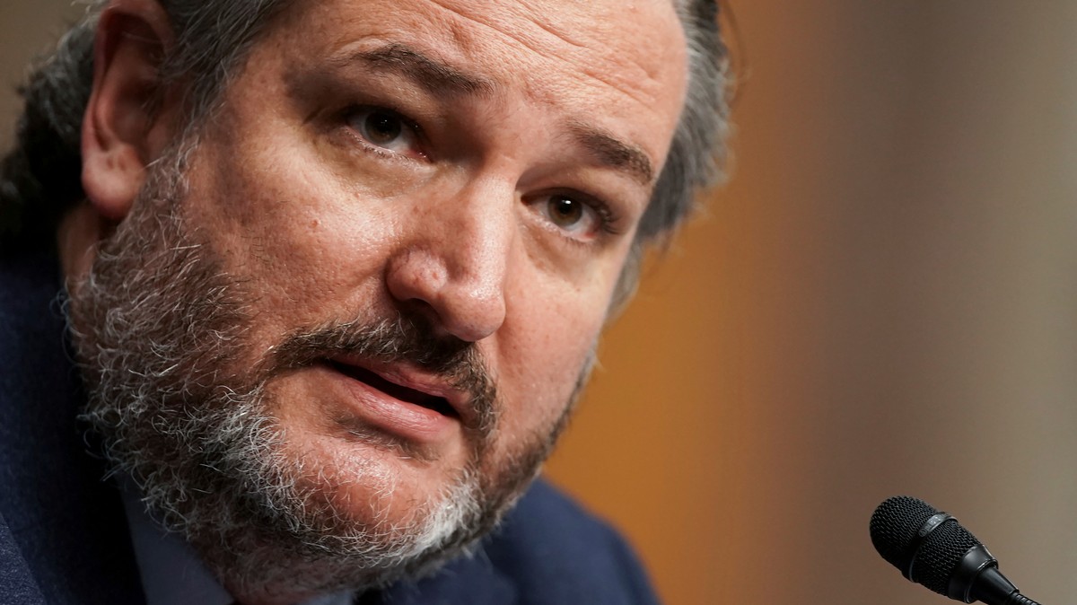 Ted Cruz Is Beefing With the Guy From 'The Princess Bride' on Twitter—Again