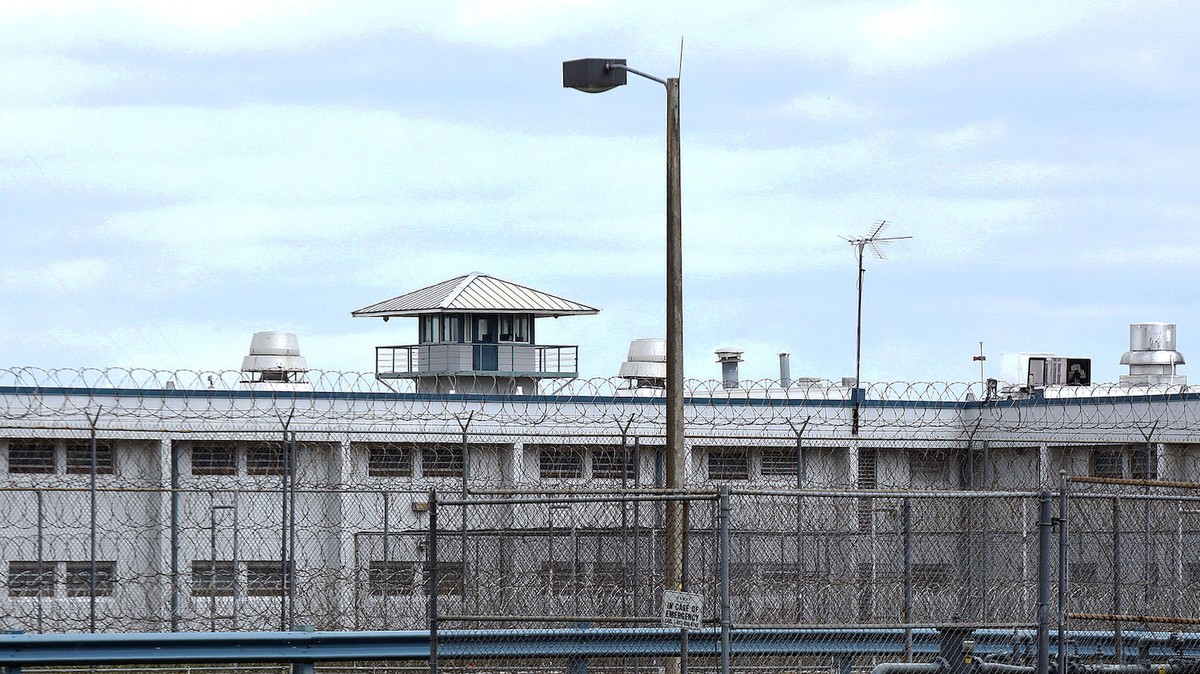 Florida Prison System Bought Location Data from Apps