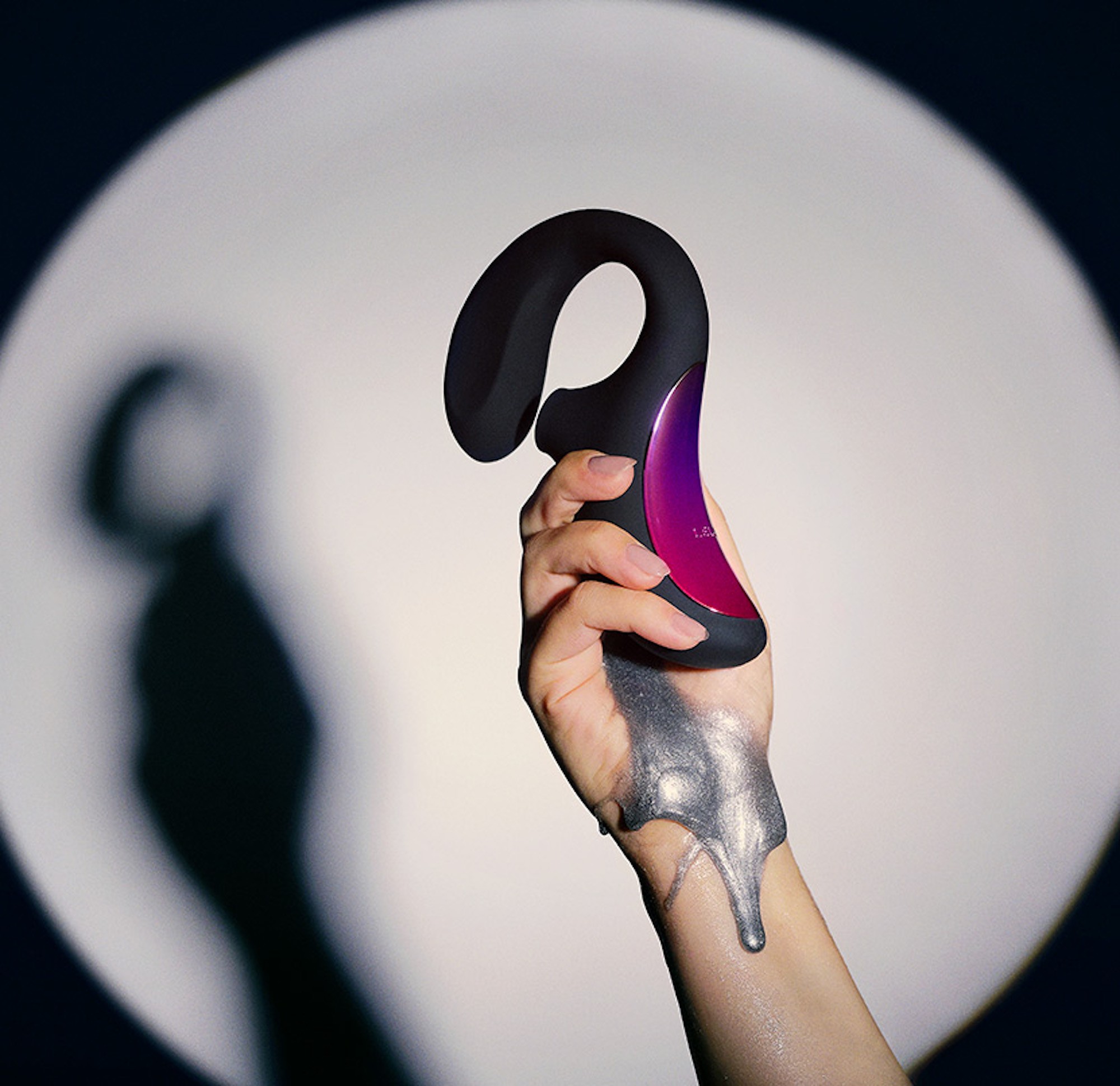 A Look at the New LELO Enigma Dual Stimulation Sonic Massager