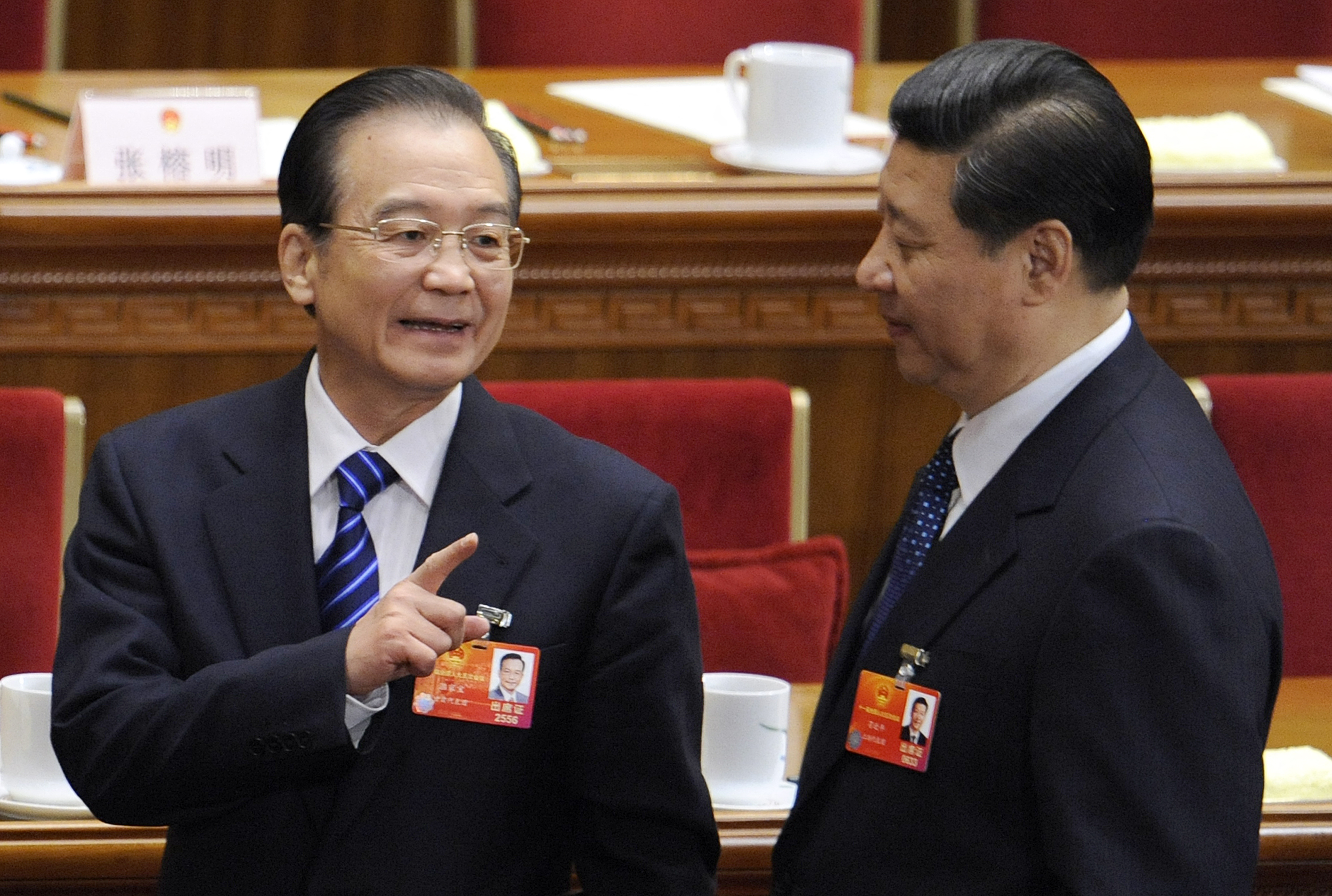 China’s Ex-Leader Seems to Have Published a Rare Column. Now It’s Censored.