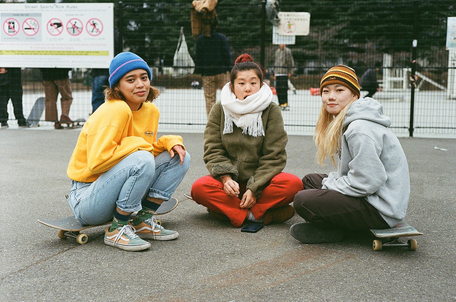 ガールズスケーターと彼女達のシーンのリアルを映し出すウェブメディア Skate Girls Snapが伝えたいこと ガールズスケーターのリアルなスタイルに焦点が当てらているウェブメディア Skate Girls Snap 今回はそんなウェブメディアの創始者でもあるazusa Nigoにskate