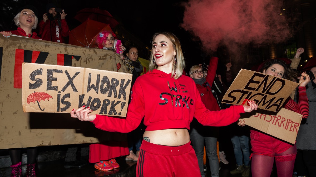 European Sex Workers Facing Threats Of Violence And Deportation In The Uk