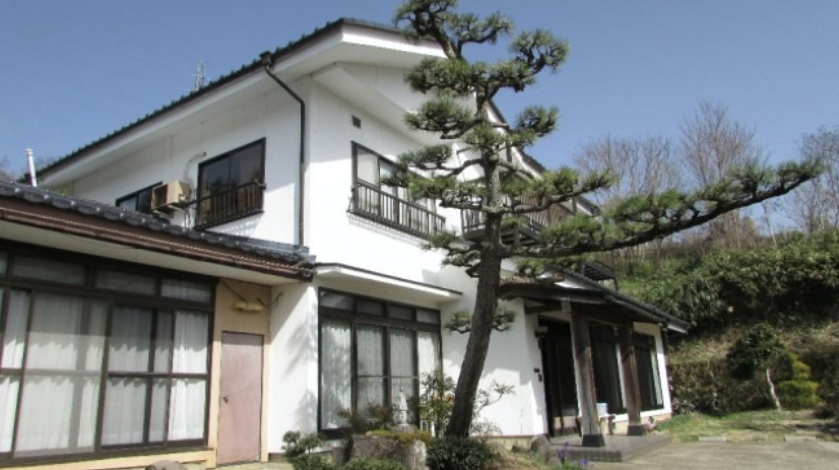 Sabías que con 500 dólares puedes comprar una casa en Japón?