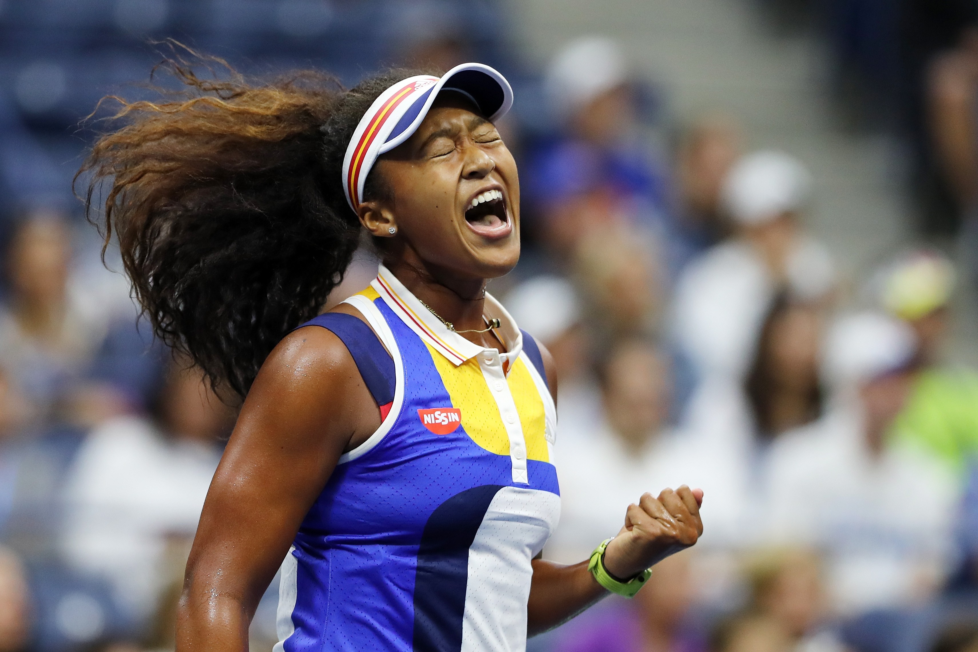 Naomi Osaka suffers the agony of victory over idol Serena Williams