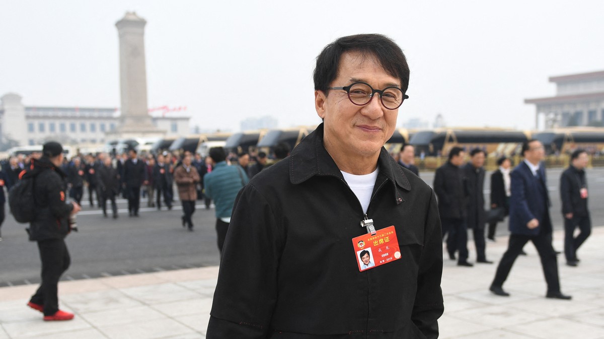 Jackie Chan Ingin Jadi Anggota Partai Komunis, Bisa Makin Dibenci Warga Hong Kong