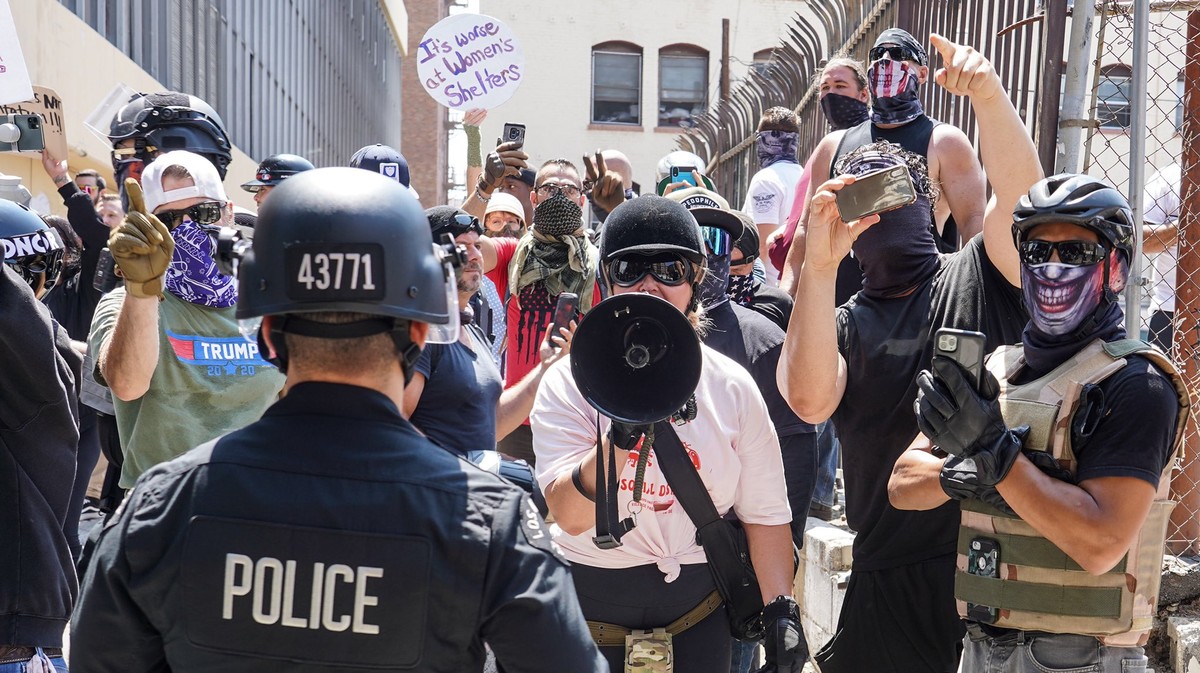 Suspected Proud Boys Fought With Antifascists Over an LA Spa's Trans Policy