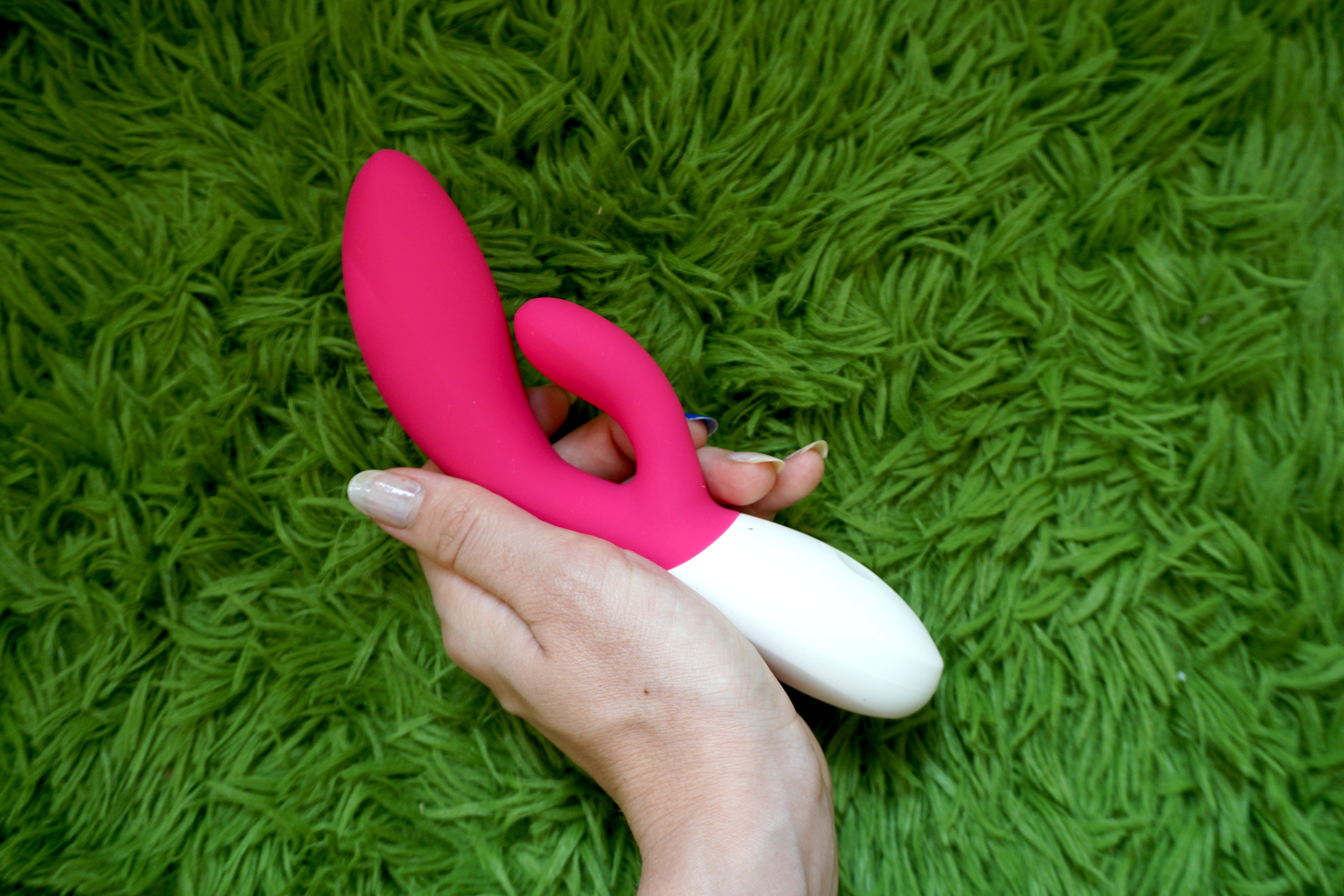 Review I Tried the LELO INA Wave Rabbit Vibrator