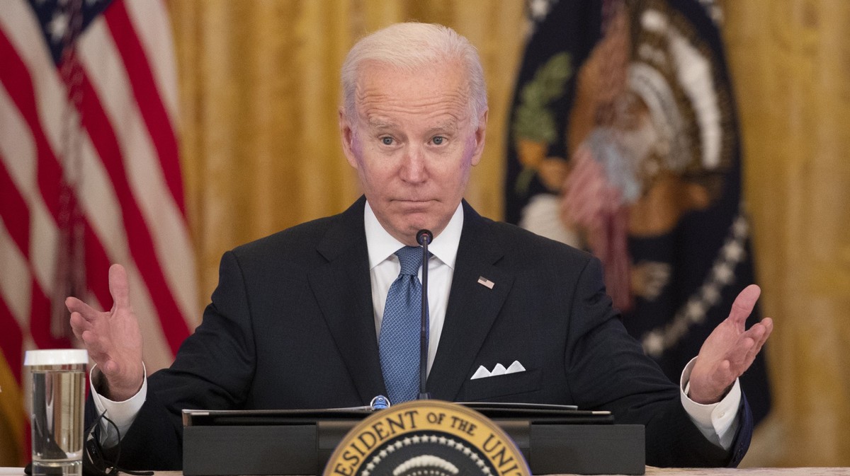 Joe Biden Caught Calling Fox News Reporter a ‘Stupid Son of a Bitch’