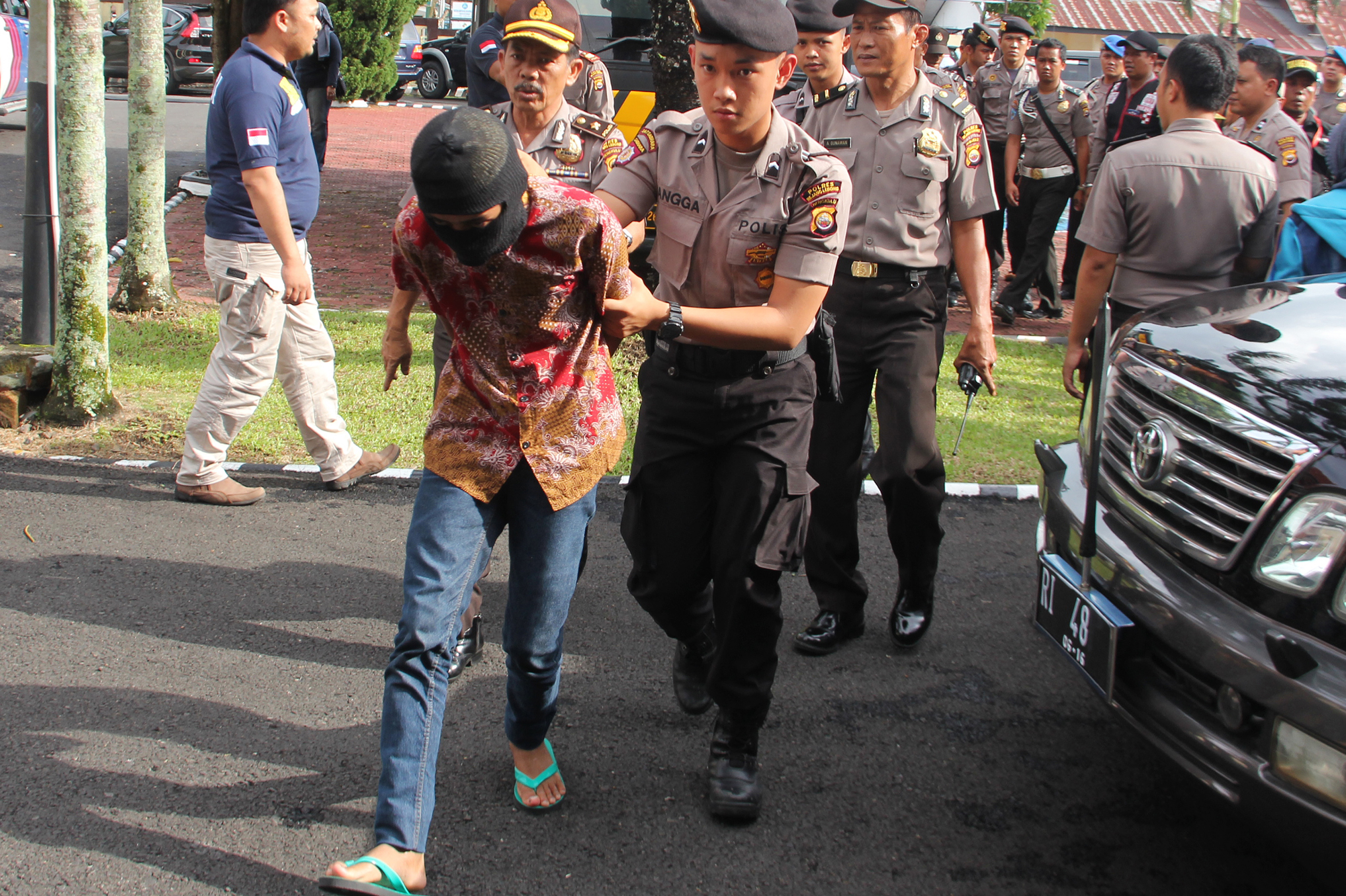 Kenapa Selalu Ada Orang Indonesia Tertarik Jadi Preman? Ini Penjelasan ...