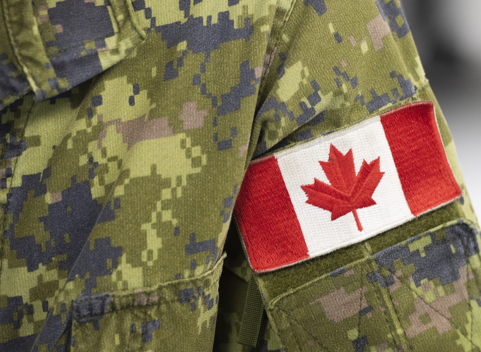 canadian soldier uniform