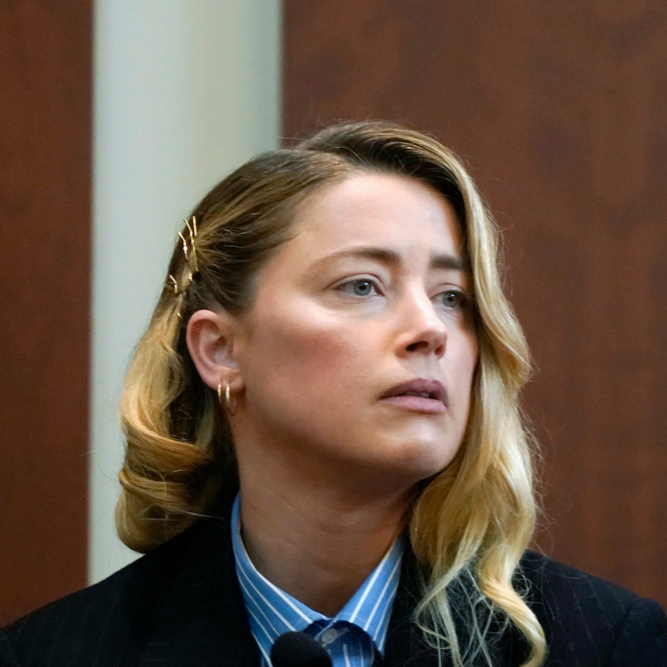 Amber Heard Says Johnny Depp Did a 'Cavity Search' on Her