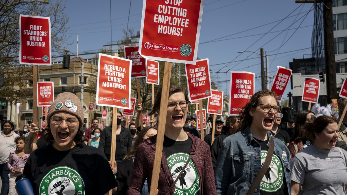 The Starbucks Union Push Is So Successful It Could Start a Turf War