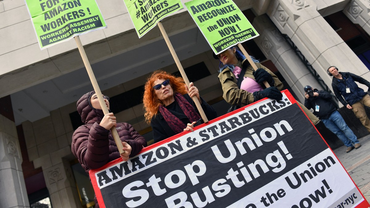 Amazon Repeatedly Violated Union-Busting Labor Laws, ‘Historic’ NLRB Complaint Says