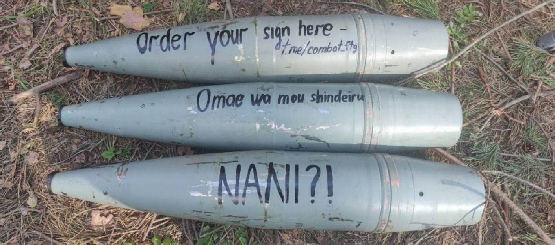 Ukrainians Are Paying to Paint Personal Messages on Artillery Shells - The  New York Times