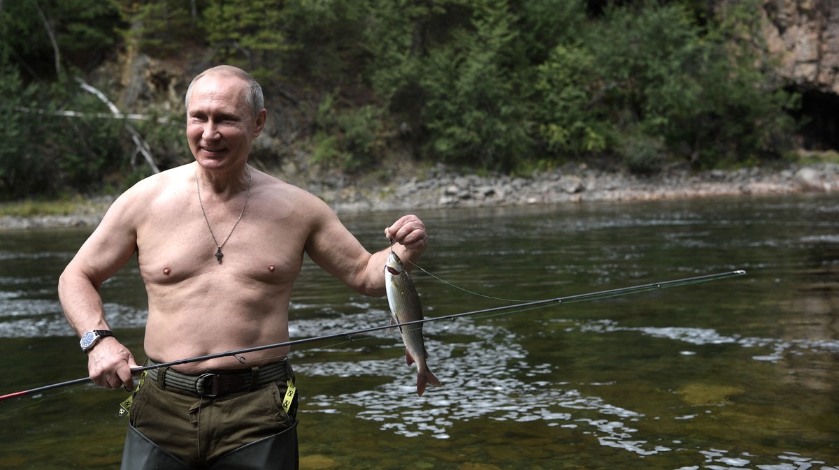 Russia Is Trying to Make Putin’s Holidays in Siberia a ‘Thing’