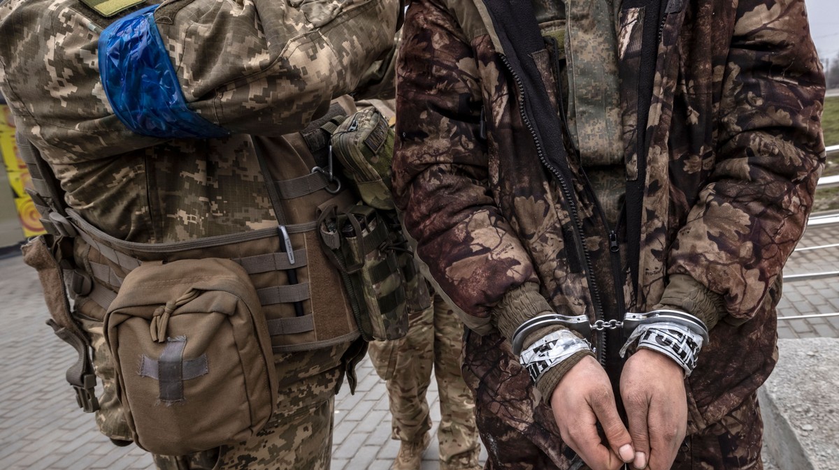 “Bounty” diffusé sur un soldat russe après que la vidéo de torture par castration soit devenue virale