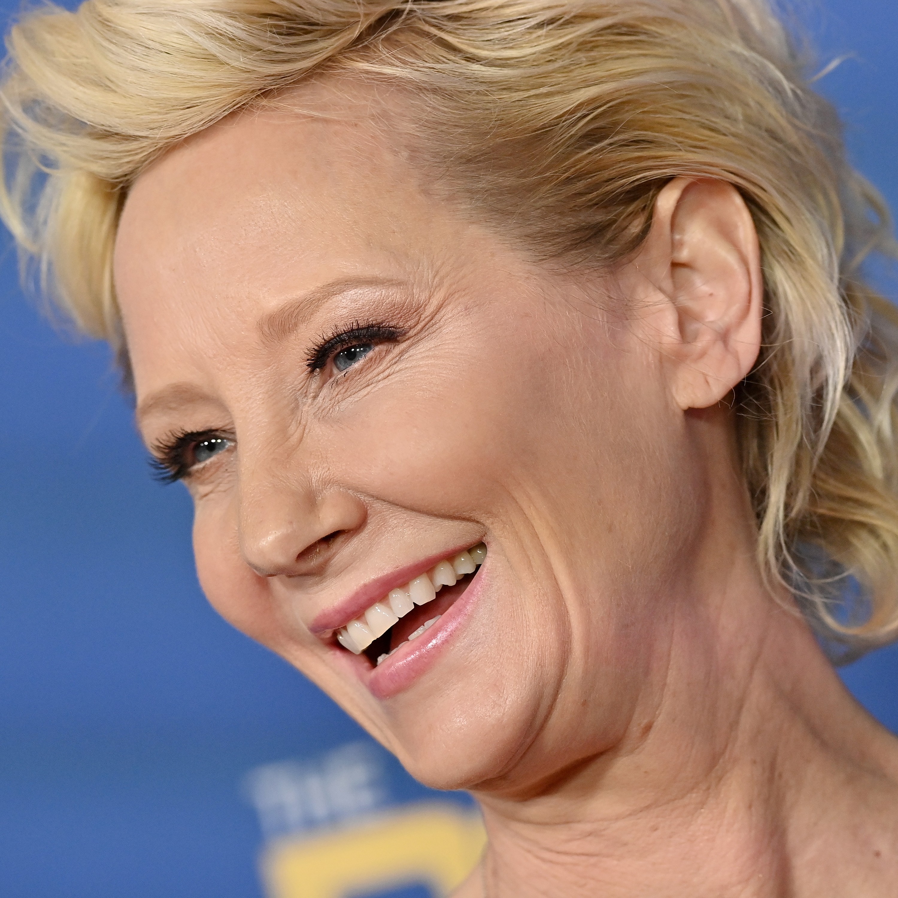 Conspiracy Theorists on TikTok Are Saying Anne Heche Was Murdered: 'She  Knew Too Much!!!'