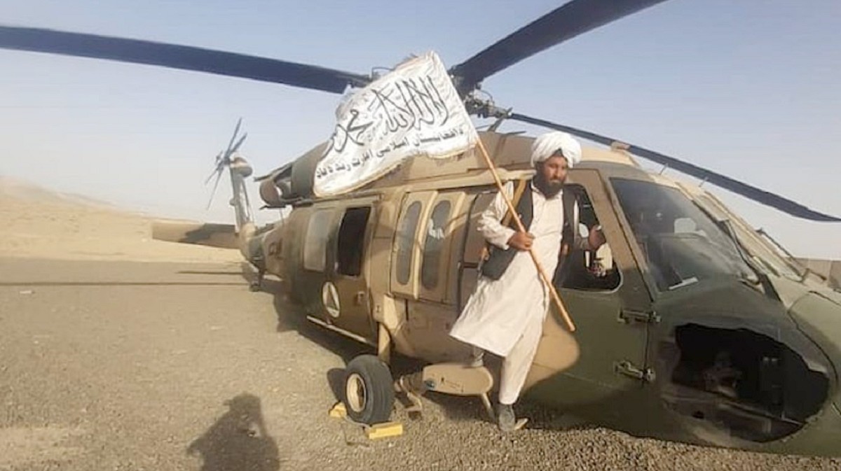 Watch the Taliban Crash a Black Hawk Helicopter in Afghanistan